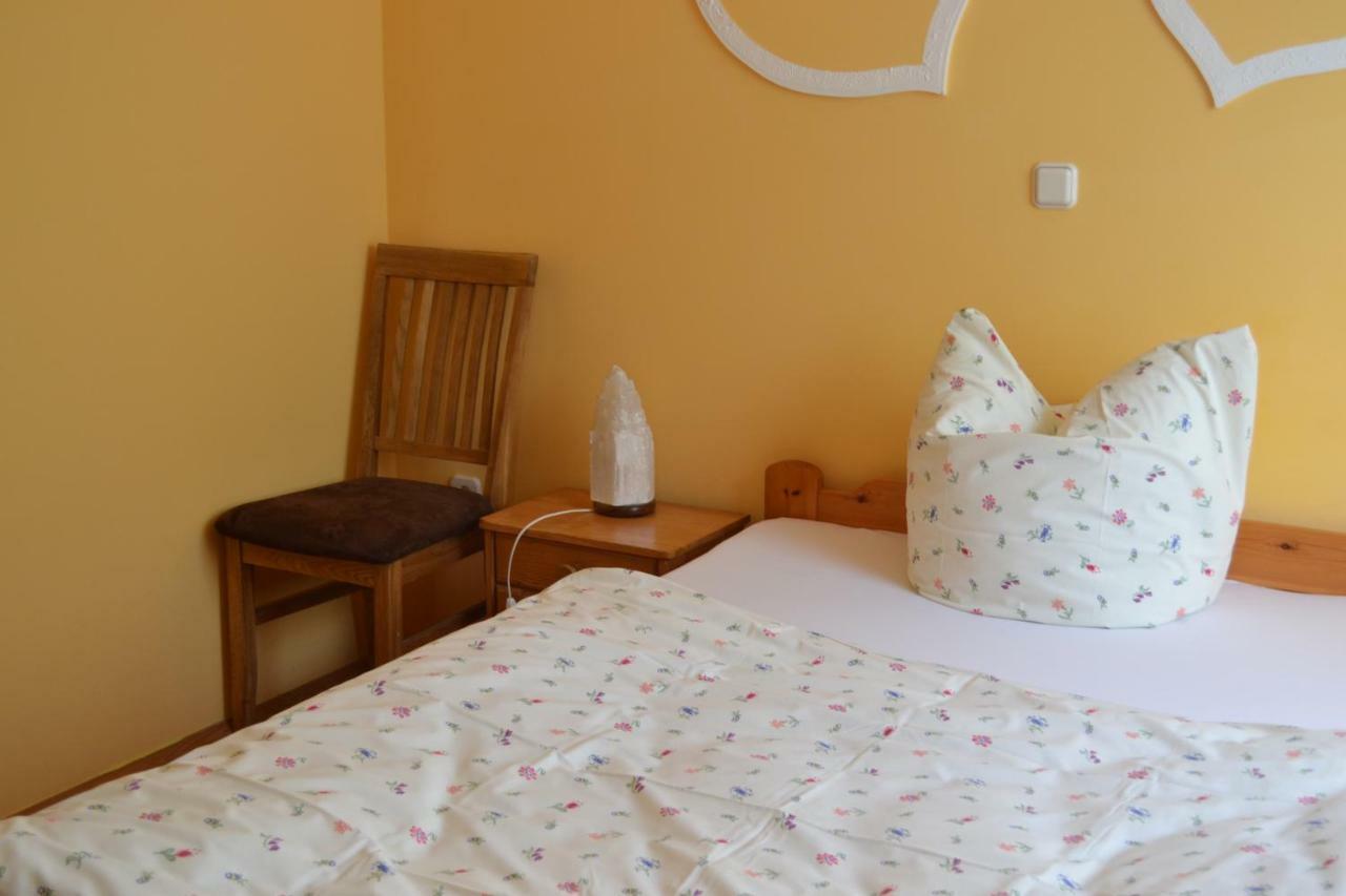 Pension - Hierzer Herborn  Экстерьер фото